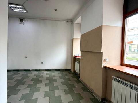 комерційна за адресою Вʼячеслава Чорновола просп. (), 23