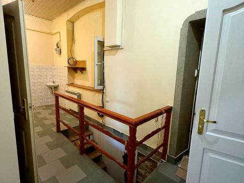 комерційна за адресою Вʼячеслава Чорновола просп. (), 23