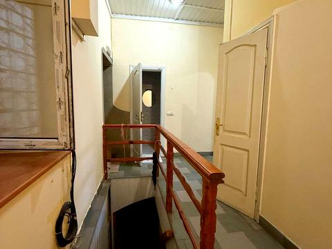 комерційна за адресою Вʼячеслава Чорновола просп. (), 23