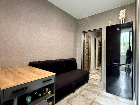 квартира за адресою Космонавтів вул., 66/2