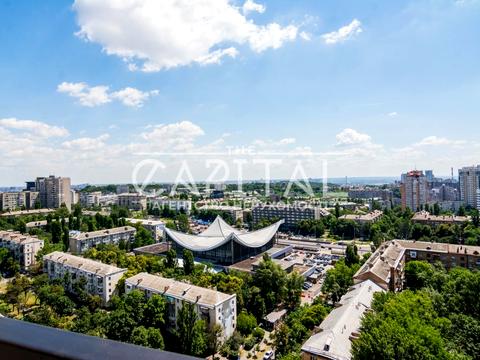 комерційна за адресою Джона Маккейна вул. (Івана Кудрі), 26