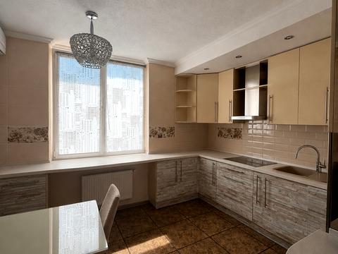 квартира за адресою Степана Рудницького вул. (Академіка Вільямса), 3/7