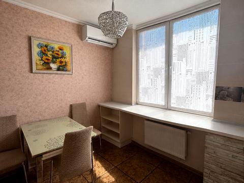 квартира за адресою Степана Рудницького вул. (Академіка Вільямса), 3/7