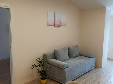 квартира за адресою Космічна вул., 3