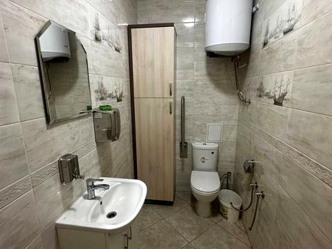 комерційна за адресою Івана Пулюя вул., 15а