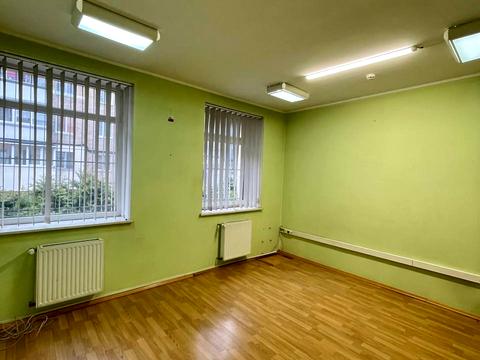 комерційна за адресою Городоцька вул., 243а
