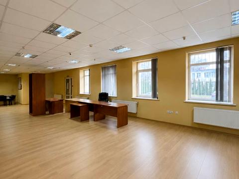 комерційна за адресою Городоцька вул., 243а