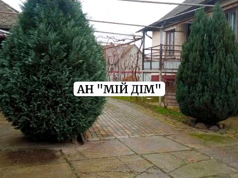 будинок за адресою Центральна, 7