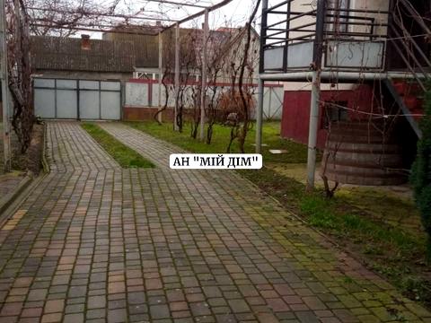 будинок за адресою Центральна, 7