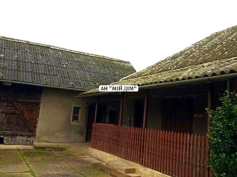 будинок за адресою Центральна, 7