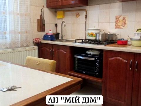 будинок за адресою Центральна, 7