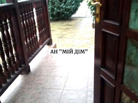 будинок за адресою Центральна, 7