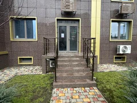 комерційна за адресою Перлинна вул., 2