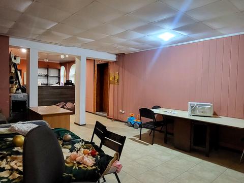 комерційна за адресою Байрона просп., 136