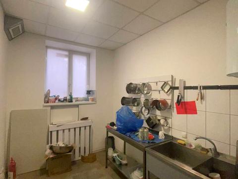 комерційна за адресою Композитора Ніщинського вул., 28