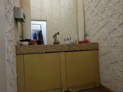 комерційна за адресою Мусліма Магомаєва вул., 1-А