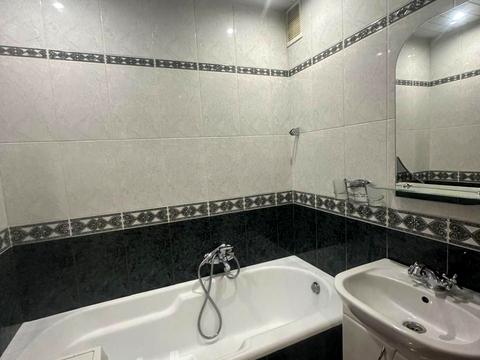 квартира за адресою Грушевського вул., 5