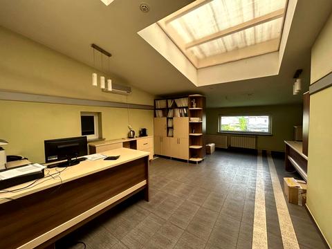 комерційна за адресою Ківерцівська вул., 32а