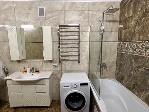 квартира за адресою Панаса Мирного вул., (Будинок 1)