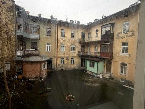квартира за адресою Пантелеймона Куліша вул., 12