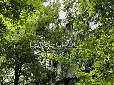 комерційна за адресою Лесі Українки бульв., 5