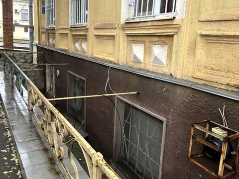 комерційна за адресою Мечникова вул., 52