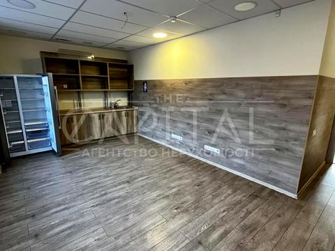 комерційна за адресою Ділова вул. (Димитрова), 2-Б