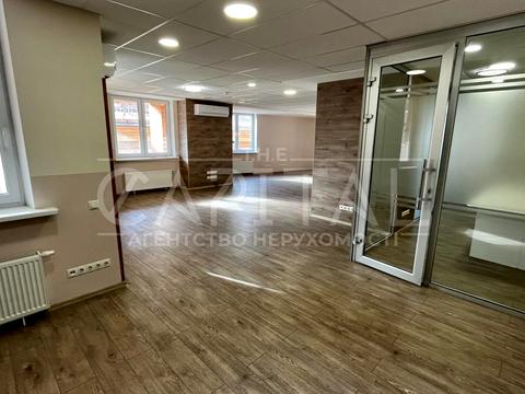 комерційна за адресою Ділова вул. (Димитрова), 2-Б