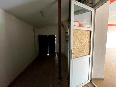 комерційна за адресою смт. Немішаєве, Залізнична вул., 11