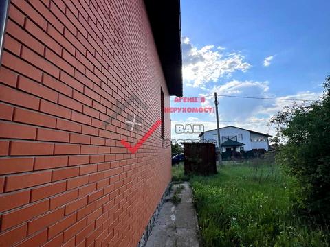 будинок за адресою Сухомлинського