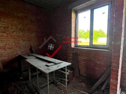 будинок за адресою Сухомлинського