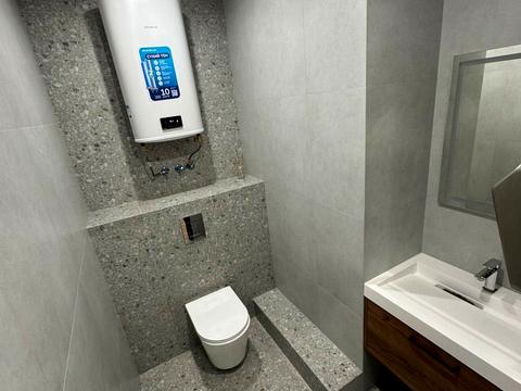 комерційна за адресою Івана Франка пров., 40 к1