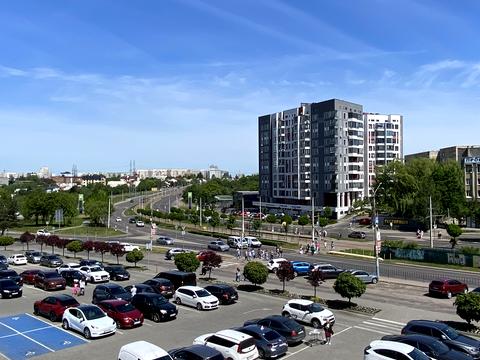 комерційна за адресою Червоної Калини просп., 36