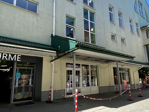 комерційна за адресою Червоної Калини просп., 36
