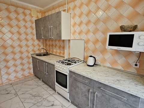 квартира за адресою Валентинівська вул. (Блюхера), 24в