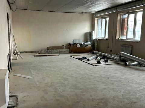 комерційна за адресою Набережна вул., 6-В
