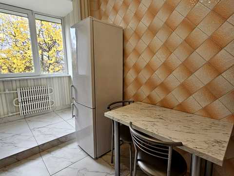 квартира за адресою Валентинівська вул. (Блюхера), 24в