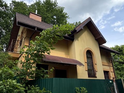 будинок за адресою Лугова вул.