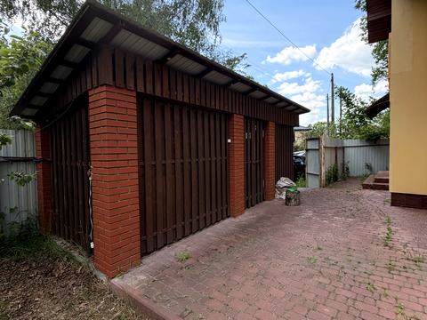 будинок за адресою Лугова вул.