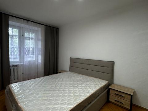 квартира за адресою Героїв Майдану вул. (Червоноармійська), 172