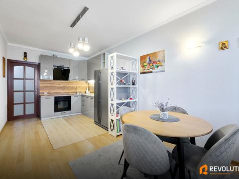 квартира за адресою Панаса Мирного вул., 28-А
