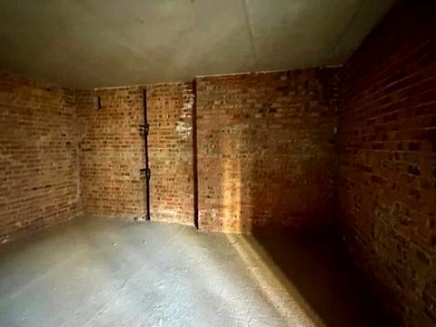 квартира за адресою Залізнична вул., 9Б