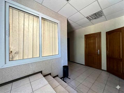 коммерческая по адресу Новомостицкая ул., 25