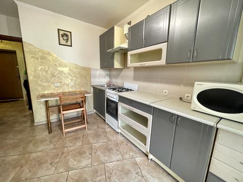 квартира за адресою Коновальця вул., 19