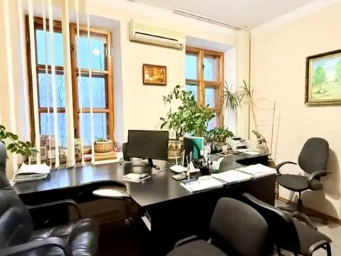 коммерческая по адресу Короленко ул. (Короленка), 37