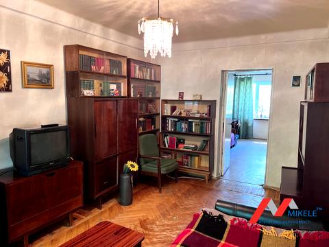 квартира за адресою Василя Тютюнника вул. (Анрі Барбюса), 47