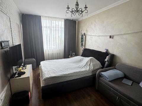 квартира по адресу Любомира Гузара просп. (Космонавта Комарова), 46-В