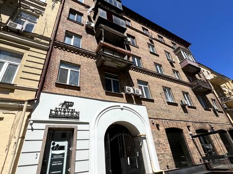 квартира за адресою Шота Руставелі вул., 10