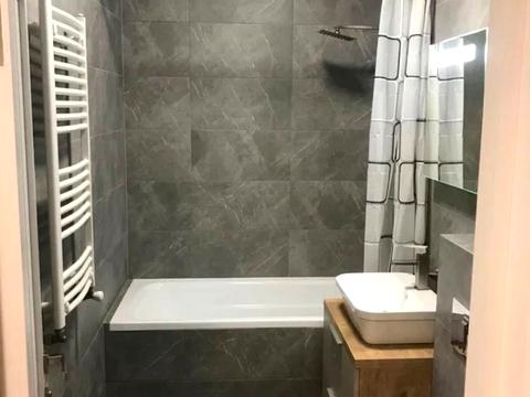 квартира за адресою Івана Коршинського вул., 7-Б