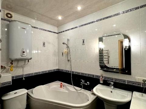 квартира по адресу Гвардейцев-Широнинцев ул., 62
